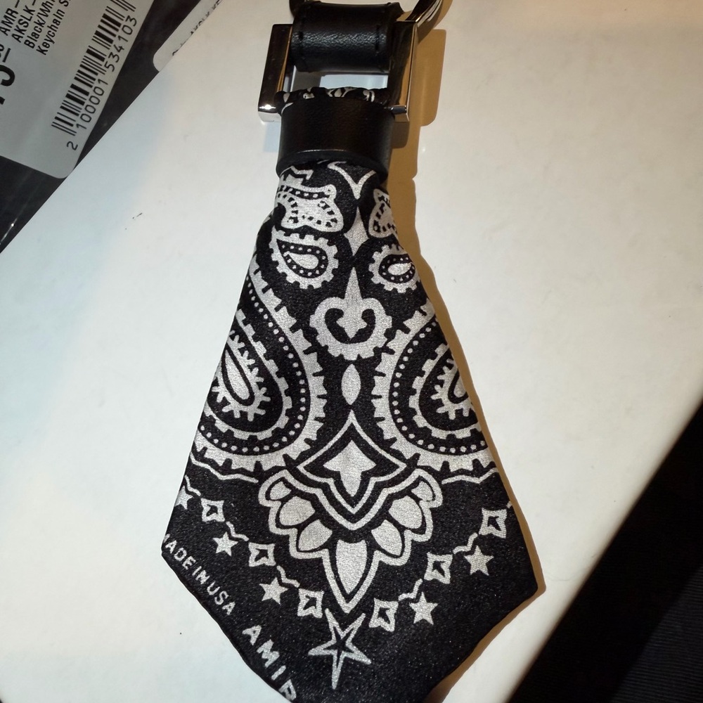 AMIRI Monochrome Bandana Key Holder